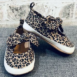 Old Navy Baby Girls Faux-Suede Bow-Tie Leopard Booties Size 6-12 months